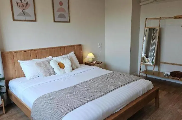 Resort Charming Suan Phueng