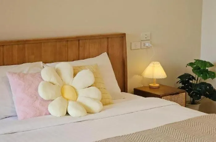 Resort Charming Suan Phueng